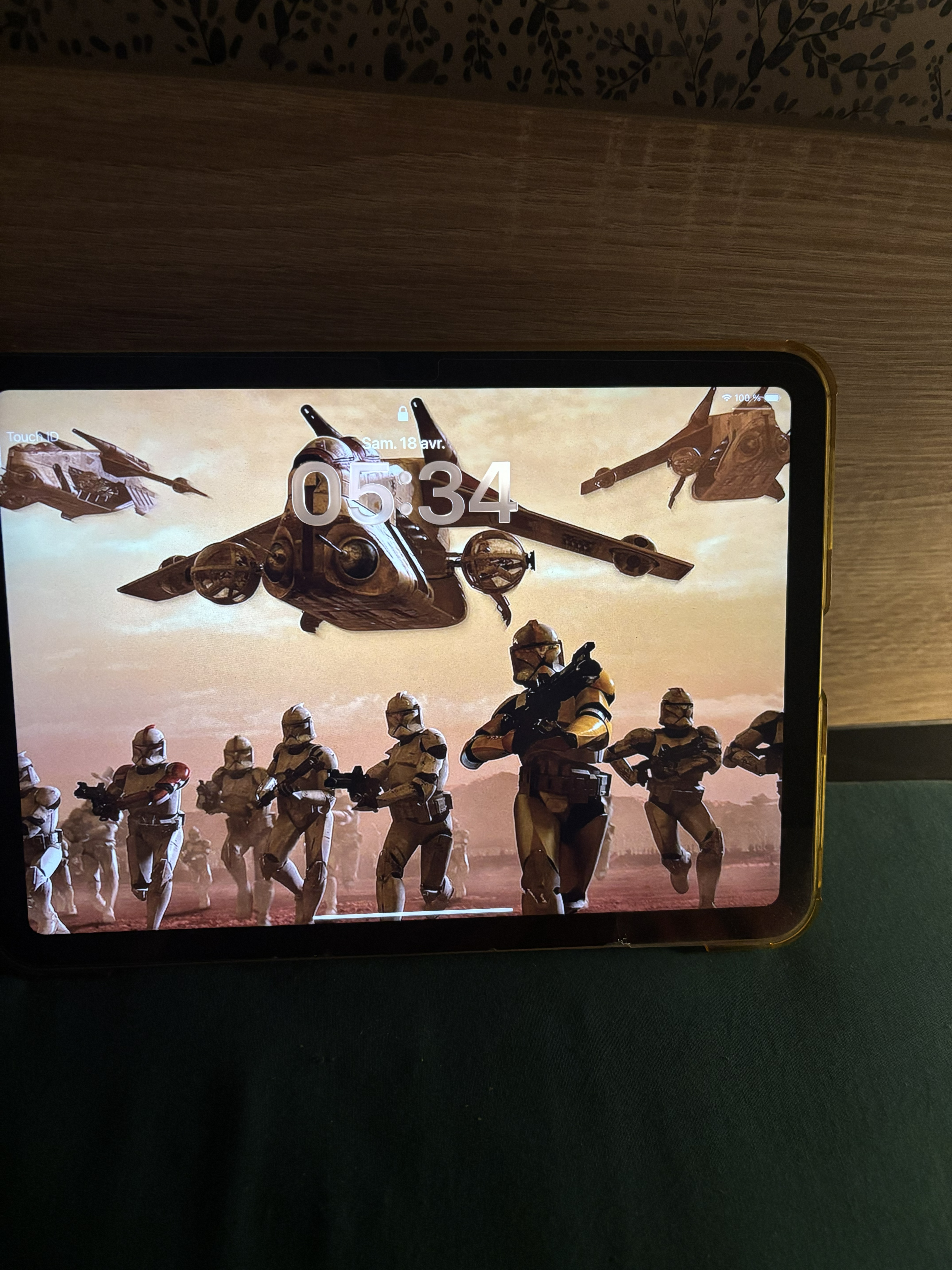 Apple iPad 11